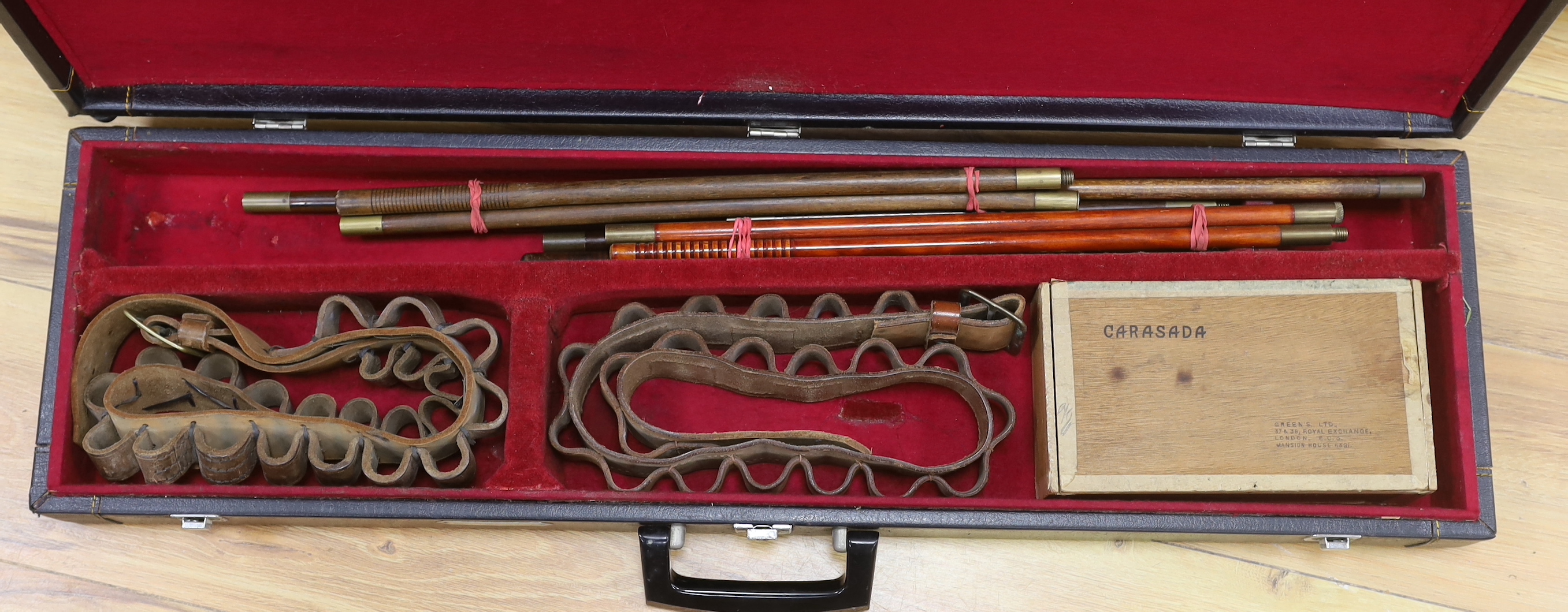 A gun case with fitted interior, 81cm wide
